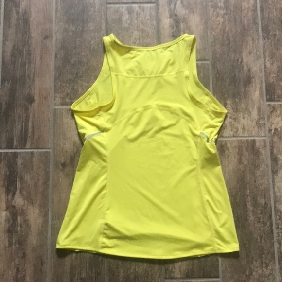 𝅺athleta Yellow Tank Size Medium - Picture 4 of 7
